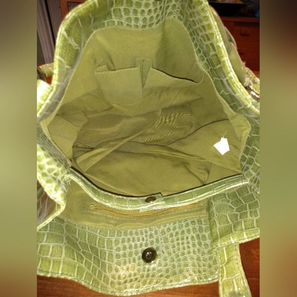 Green Purse, No Label, Faux Crocodile or Alligator Leather, Satchel Shou… - Picture 9 of 13